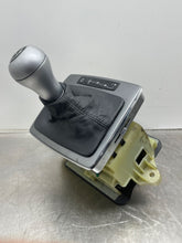 Load image into Gallery viewer, Floor Shifter  MERCEDES C-CLASS 2008 - NW383933
