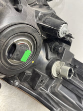 Load image into Gallery viewer, HEADLIGHT LAMP ASSEMBLY Rogue 2013 13 2014 14 2015 15 Right - NW415574
