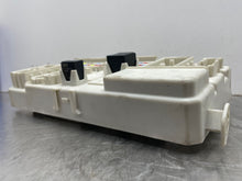Load image into Gallery viewer, Body Control Computer Volvo V40 C30 C70 2008 08 09 10 - NW422872
