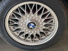 Load image into Gallery viewer, Wheel Rim  BMW 325I 1989 - NW554216
