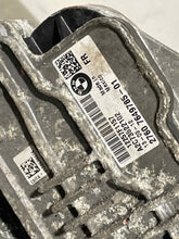 Load image into Gallery viewer, TRANSFER CASE 228I 320i 328D 328i 328I GT 335i 335i GT 428i 435i 12-15 - NW553991
