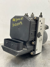 Load image into Gallery viewer, ABS PUMP BMW 325i 330i 2001 01 02 03 04 05 - NW424141
