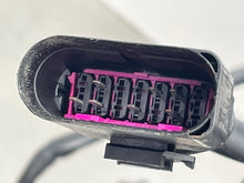 Load image into Gallery viewer, COOLING FAN ASSEMBLY Audi A4 2004 04 2005 05 06 07 - 09 - NW490171
