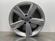 Load image into Gallery viewer, WHEEL RIM Passat 12 13 14 15 17x7 ALLOY - NW552419
