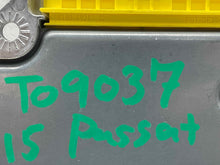Load image into Gallery viewer, Computer Volkswagen Passat 2015 - NW556325
