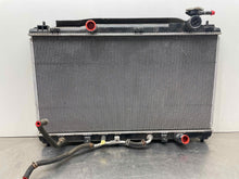Load image into Gallery viewer, RADIATOR Toyota Venza 09 10 11 12 13 14 15 16 - NW427365
