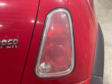 Load image into Gallery viewer, TAIL LIGHT LAMP ASSEMBLY Cooper Mini 1 02 03 04 05 06 07 08 Right - NW554021
