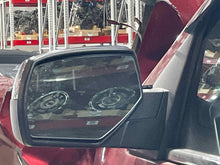 Load image into Gallery viewer, [INVENTORYCAR_YEAR_MAKE_MODEL] SIDE VIEW DOOR MIRROR Left - NW556427
