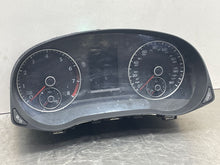 Load image into Gallery viewer, SPEEDOMETER CLUSTER Volkswagen Passat 2013 13 2014 14 - NW429283
