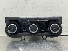 Load image into Gallery viewer, TEMPERATURE CONTROLS EOS Golf Tiguan 2010 10 2011 11 - NW557907
