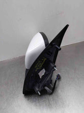 Load image into Gallery viewer, Side View Door Mirror Land Rover LR2 2012 - NW430654
