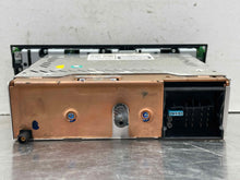 Load image into Gallery viewer, RADIO BMW 128i 135i 323i 328i 335i M3 Z4 08 09 AM FM CD - NW558912
