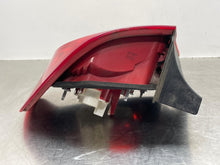 Load image into Gallery viewer, OUTER TAIL LIGHT LAMP 323i 325ci 325i 328i 330ci 330i 06-08 Right - NW558932
