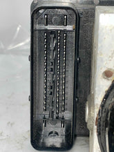 Load image into Gallery viewer, ABS PUMP Jetta Golf A3 Rabbit 2007 07 2008 08 09 10 - NW434905
