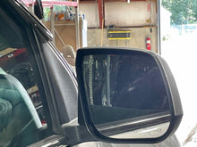 Load image into Gallery viewer, SIDE VIEW DOOR MIRROR Colorado Canyon 15 16 17 Right - NW558335
