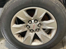 Load image into Gallery viewer, Wheel Rim GMC Canyon 2016 - NW558482
