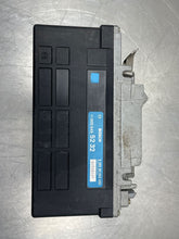 Load image into Gallery viewer, ABS COMPUTER MERCEDES 300E 1990 1991 1992 1993 4MATIC - NW436423
