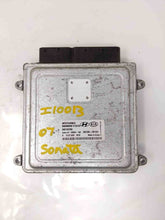 Load image into Gallery viewer, ECU ECM COMPUTER Hyundai Sonata 2006 06 2007 07 - NW60180
