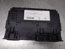 Load image into Gallery viewer, Temperature Controls  SAAB 900 1998 - NW437109
