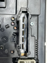 Load image into Gallery viewer, TEMPERATURE CONTROLS Golf Golf GTI Jetta Tiguan 2010-2014 - NW437584
