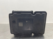 Load image into Gallery viewer, ABS Pump Hyundai Genesis 2009 - NW441997
