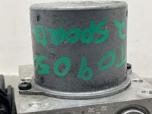 Load image into Gallery viewer, ABS ANTI-LOCK BRAKE PUMP Kia Sportage 10 11 12 13 - NW559089
