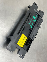 Load image into Gallery viewer, RADIO CONTROLS Jaguar XF 2009 09 2010 10 2011 11 - NW443070
