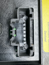 Load image into Gallery viewer, RADIO CONTROLS Jaguar XF 2009 09 2010 10 2011 11 - NW443070

