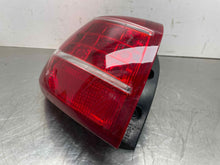 Load image into Gallery viewer, OUTER TAIL LIGHT LAMP Kia Sportage 10 11 12 13 Left - NW559210

