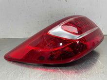 Load image into Gallery viewer, OUTER TAIL LIGHT LAMP Kia Sportage 10 11 12 13 Left - NW559210
