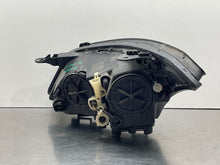 Load image into Gallery viewer, Headlight Lamp Assembly Hyundai Genesis 2016 - NW385440

