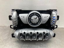 Load image into Gallery viewer, TEMPERATURE CONTROLS Mini Clubman Cooper Mini 1 07 08 09 - NW445030
