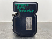 Load image into Gallery viewer, ABS Pump  GRAND CHEROKEE 2013 - NW559882
