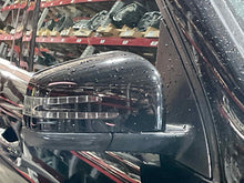 Load image into Gallery viewer, SIDE VIEW DOOR MIRROR Gl350 Gl450 Gl550 GL63 AMG ML350 12-16 Right - NW559901
