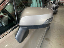 Load image into Gallery viewer, Side View Door Mirror Subaru Legacy 2016 - NW560088
