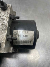 Load image into Gallery viewer, ABS Pump Mercedes-Benz SL500 2010 - NW446815
