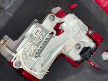 Load image into Gallery viewer, [INVENTORYCAR_YEAR_MAKE_MODEL] TAIL LIGHT LAMP ASSEMBLY Right - NW447450
