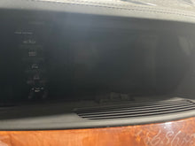 Load image into Gallery viewer, Info-Gps Screen Mercedes-Benz SL500 2010 - NW447199
