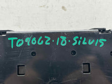 Load image into Gallery viewer, Speedometer Cluster  SILVERADO 1500 PICKUP 2018 - NW560135
