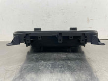 Load image into Gallery viewer, Info-Gps Screen  SILVERADO 1500 PICKUP 2018 - NW560217
