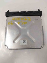Load image into Gallery viewer, ECU ECM COMPUTER Volvo S60 V70 S70 2005 05 2006 06 2007 07 - NW63155
