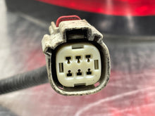 Load image into Gallery viewer, [INVENTORYCAR_YEAR_MAKE_MODEL] TAIL LIGHT LAMP ASSEMBLY Right - NW560492
