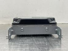 Load image into Gallery viewer, Inverter Chevrolet Malibu 2017 - NW560080
