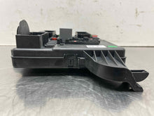 Load image into Gallery viewer, BODY CONTROL MODULE BCM COMPUTER Lacrosse Camaro Allure 2010 - NW560817
