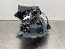 Load image into Gallery viewer, Tail Lamp Light Ford Edge 2017 - NW447441
