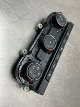 Load image into Gallery viewer, TEMPERATURE CONTROLS Passat 2013 13 2014 14 2015 15 - NW450559
