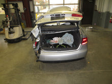 Load image into Gallery viewer, CARRIER ASSEMBLY Audi A4 S4 09 10 11 12 13 14 - NW45957
