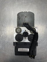 Load image into Gallery viewer, ABS PUMP Forester 2003 03 2004 04 Auto - NW451005
