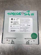 Load image into Gallery viewer, Info-Gps Screen  SUBURBAN 1500 2015 - NW453985
