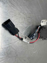 Load image into Gallery viewer, SUSPENSION AIR COMPRESSOR PUMP LR3 LR4 Range Rover Sport 05-16 - NW509442
